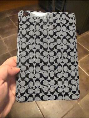 Coach Signature C Hard Shell iPad Mini Case Black & White